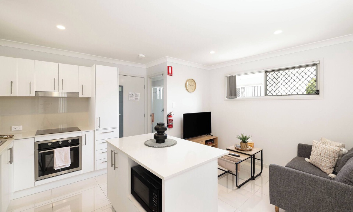 Rocklea Apartment | 1 Bdr Apt w/AC | Covered Parking | 514F1