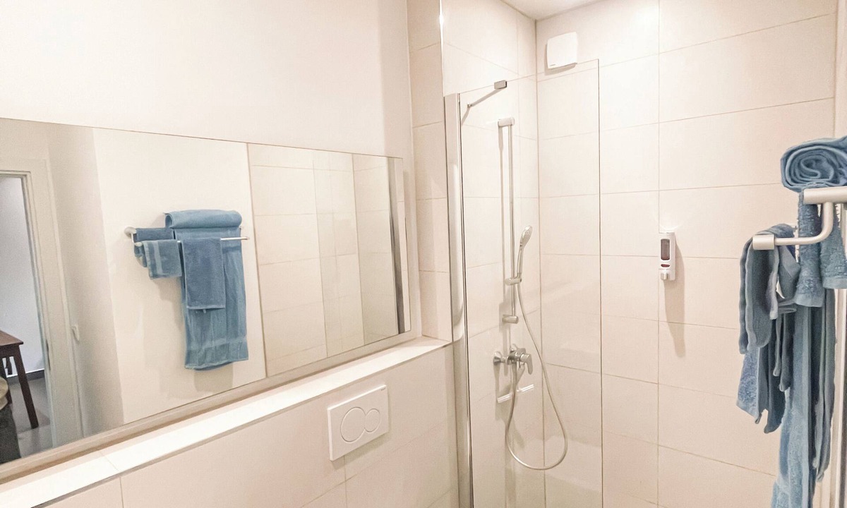 Bwejuu Beach Apartment | 1 Bedroom Blue Lagoon Resort Suite with Private Balcony in Paje