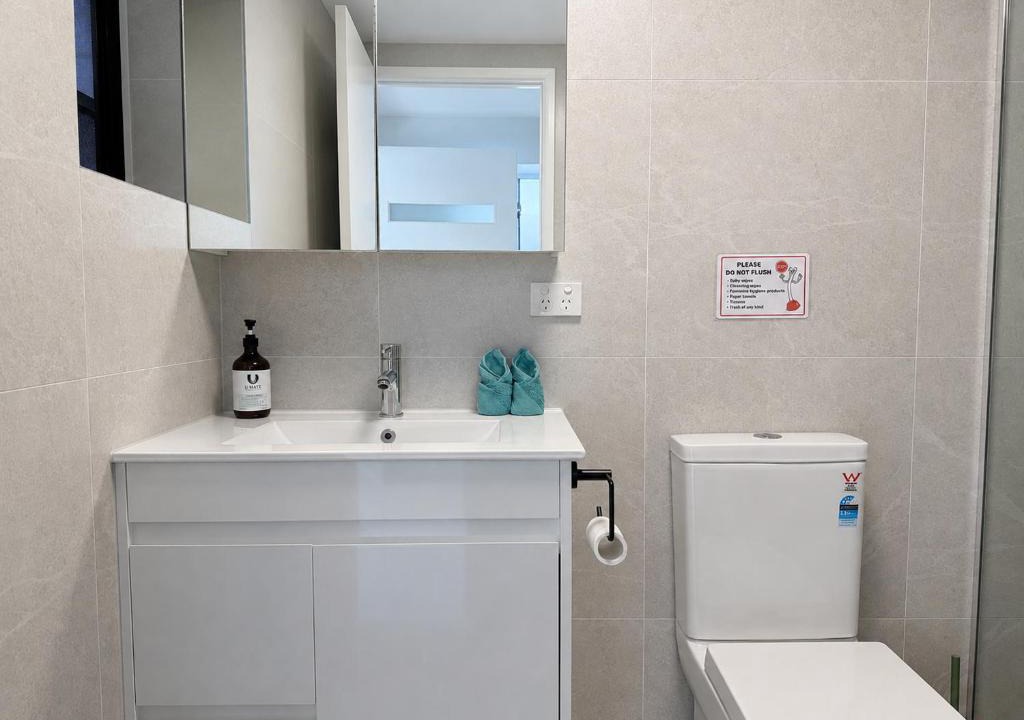 Sunnybank Apartment | 17C Hazel Studio at Sunnybank