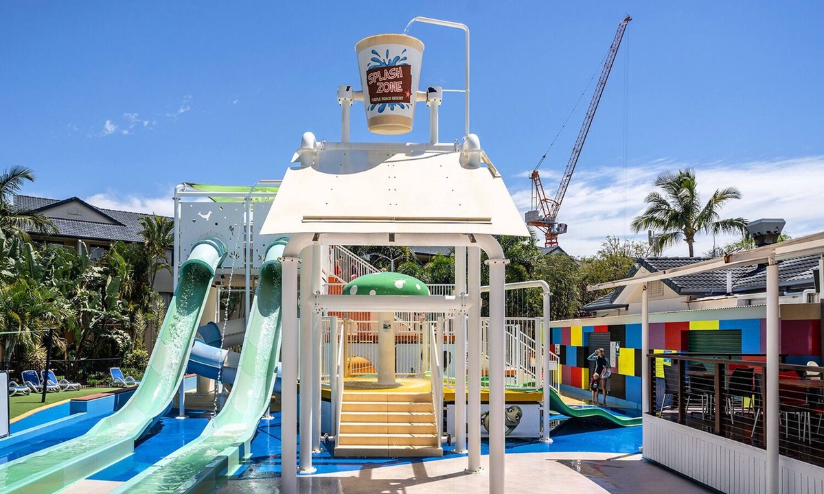 Mermaid Beach Apartment | 2 Bedroom Apt at the award winning family friendly resort at Mermaid Beach QLD.