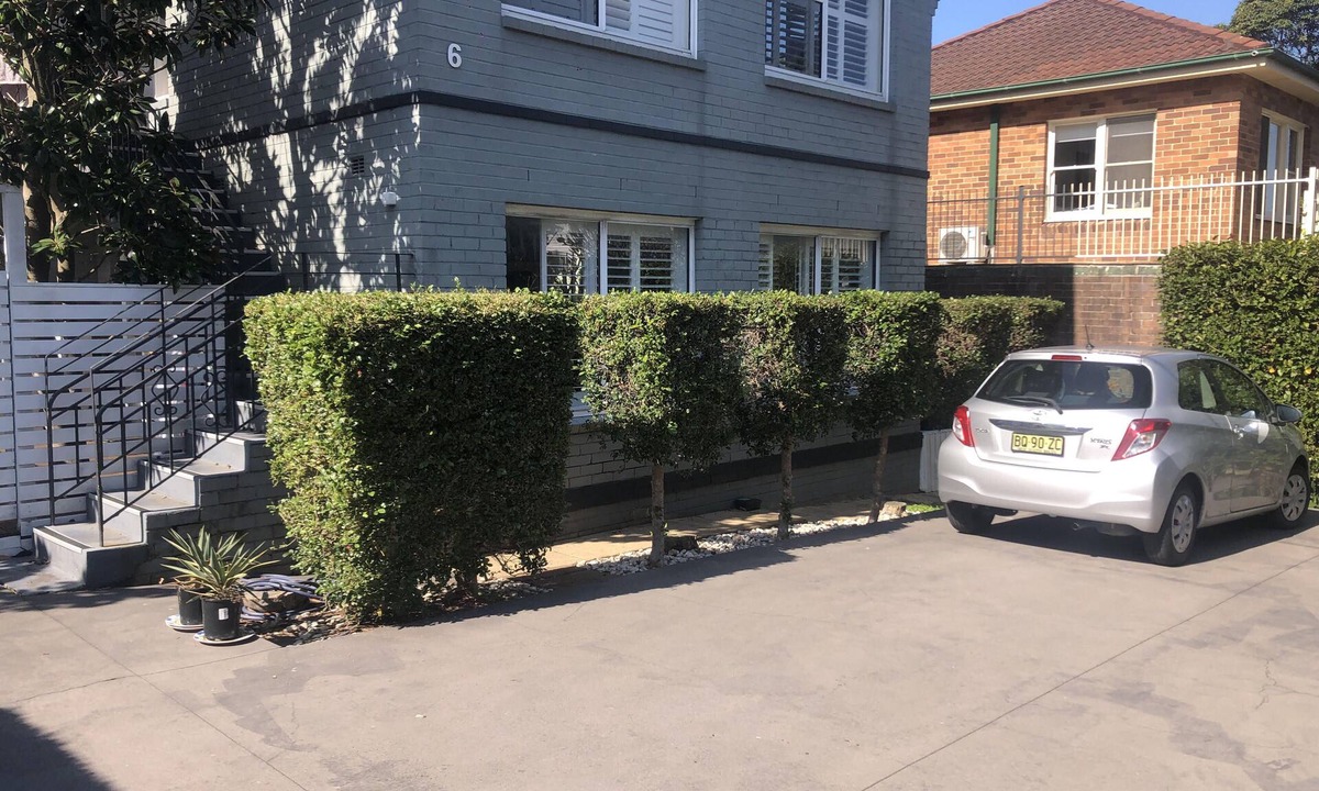 Freshwater Apartment | 5mins to beautiful beach with own car park place