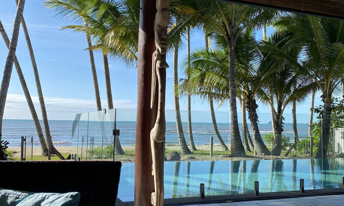 Newell House | Absolute beachfront - private pool, reef and rainforest on your doorstep
