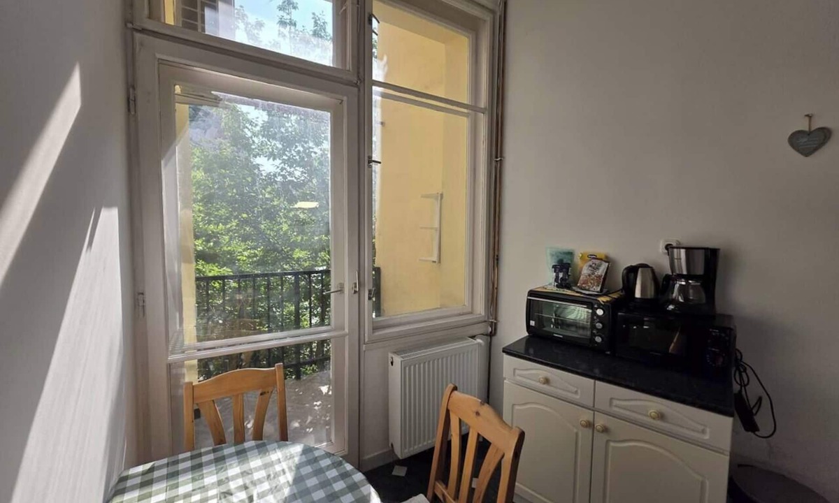 Erzsebetvaros Apartment | Affordable 2-bedroom apartment in Budapest city center