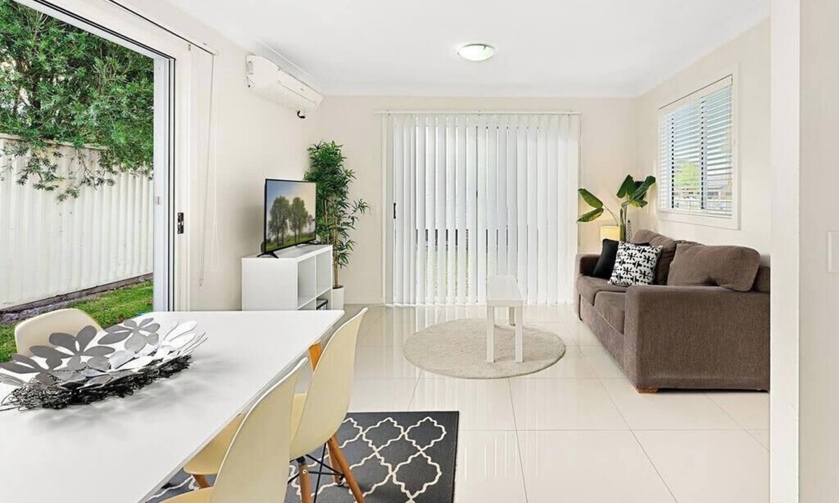Oxley Park Cottage | Aircabin - Oxley Park - Lovely & Comfy - 2 Beds