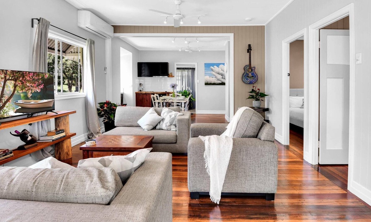 Montville Cottage | Ambrose Cottage - Peace Comfort Within Montville Village