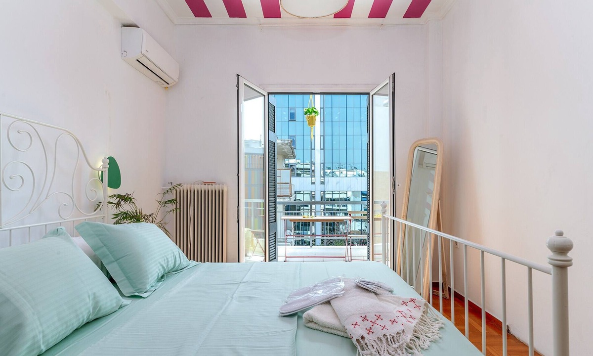Kallithea Apartment | Apartment 'Dreaming of Greece G1' with Private Terrace, Wi-Fi and Air Conditioning