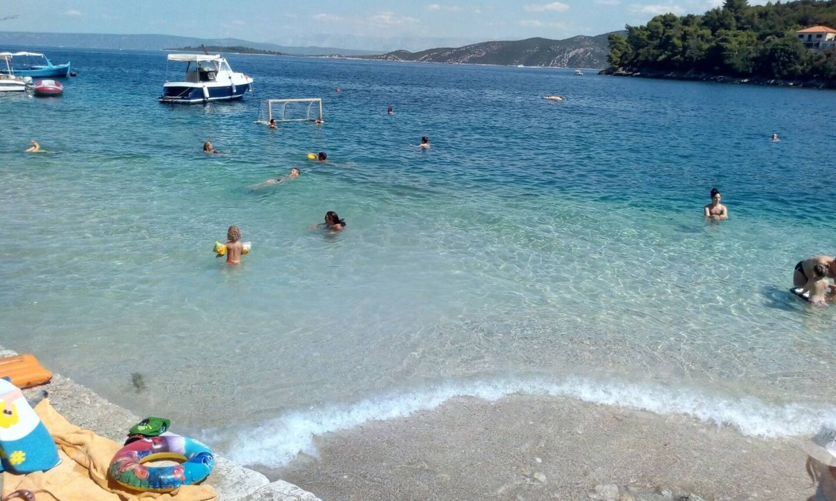 Racisce Apartment | Apartment Ivo - 20m from the sea: A1(2) - Racisce, Island Korcula, Croatia