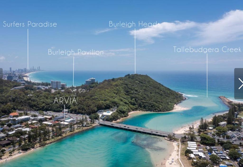 Burleigh Heads House | Arvia Villa Koala Park 3 Bedroom Luxury Townhouse in Burleigh Heads with Private Roof Terrace & Views over Tallebudgera & Burleigh Headland