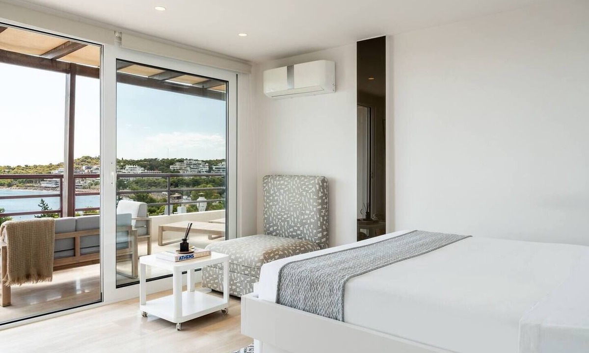 Vouliagmeni Apartment | Athens Riviera Bay View Suite By The Olon