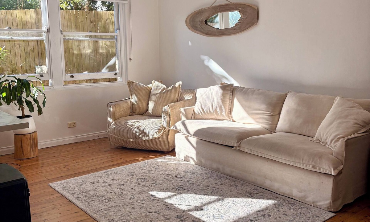Freshwater Apartment | Beach 2-bedroom apartment in Freshwater 200m from the beach