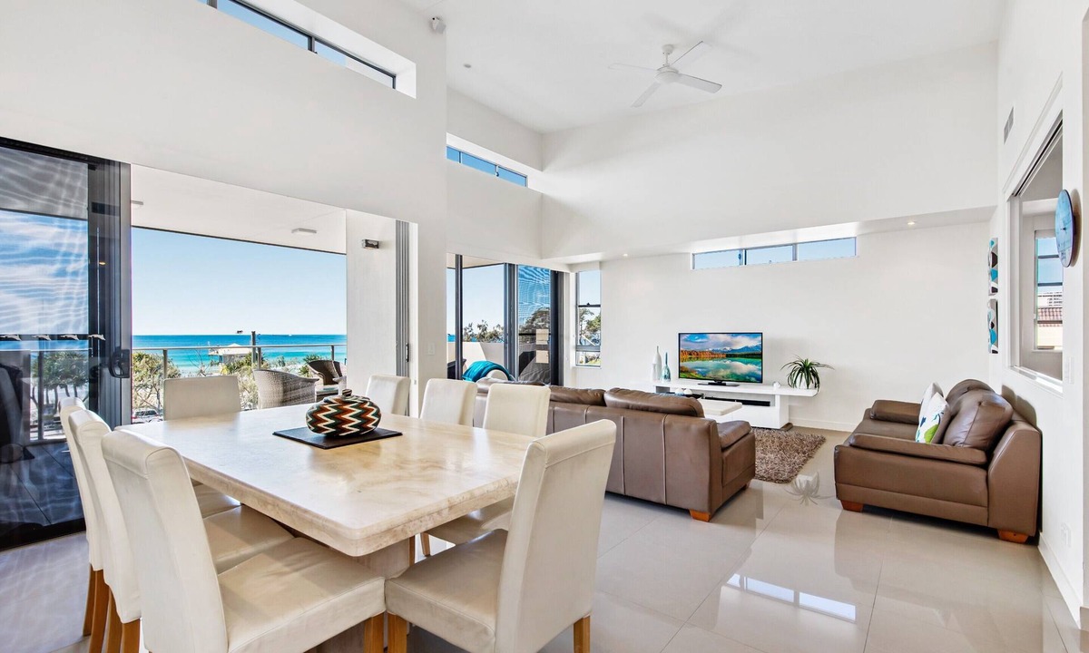 Maroochydore Apartment | Beaches on Maroochy