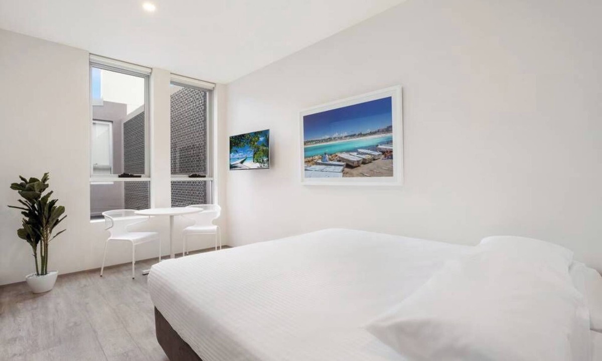 Bondi Apartment | BONDI BEACH STUDIOS: III