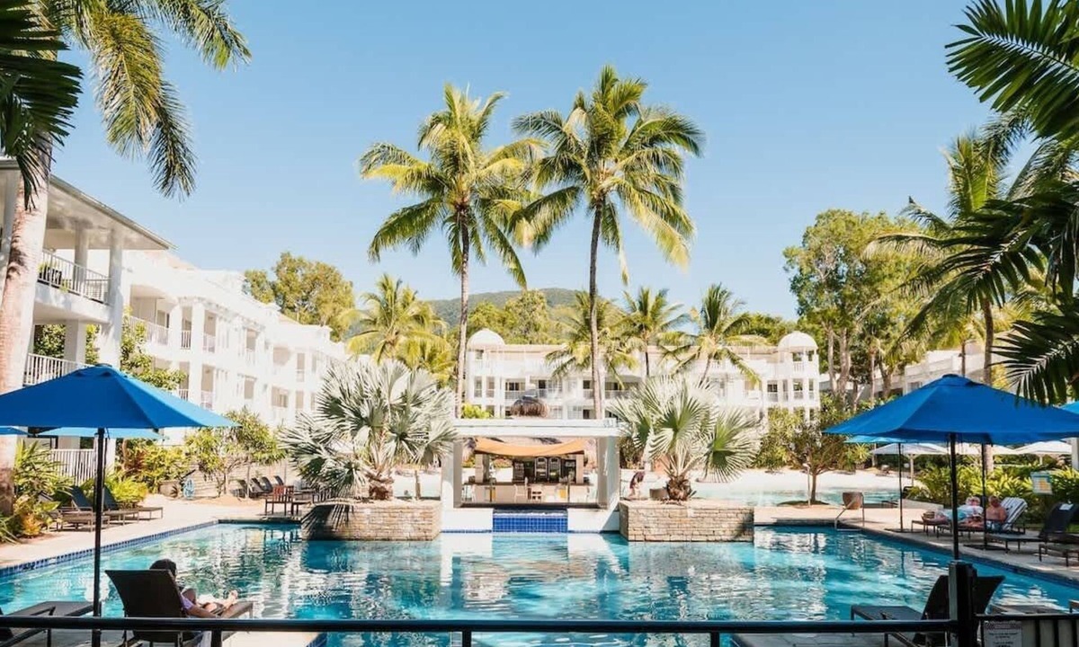 Palm Cove Apartment | Bottlebrush: A Beachside Resort Paradise