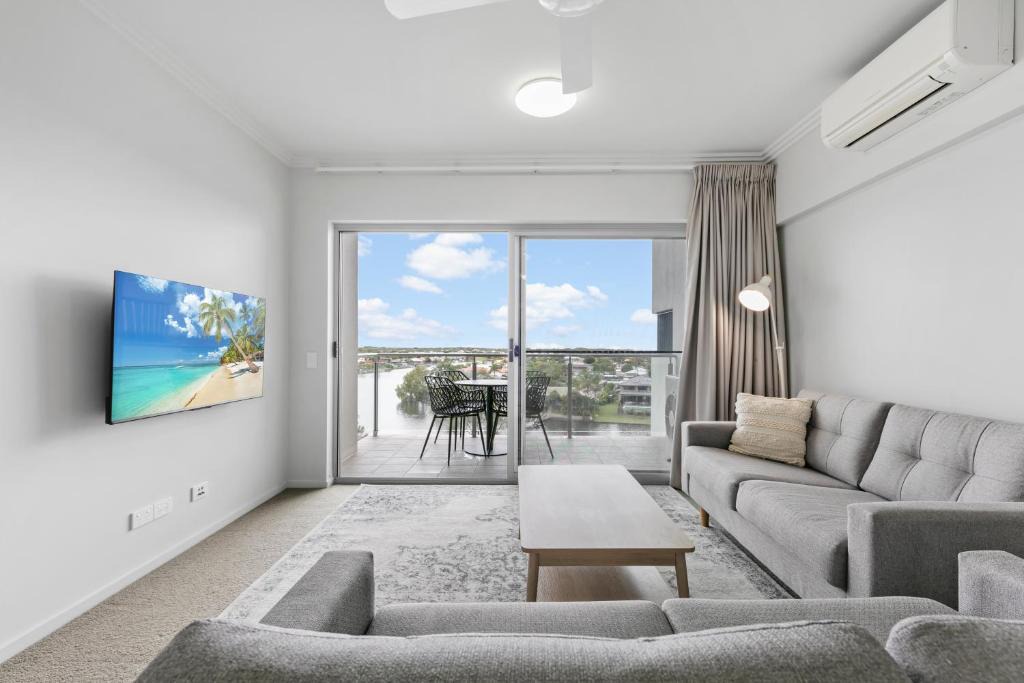 Birtinya Apartment | Broadwater on the Peninsula