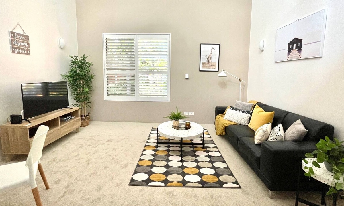 Crows Nest Apartment | Cafe and Restaurant Living in the Heart of Crows Nest - ALEXA