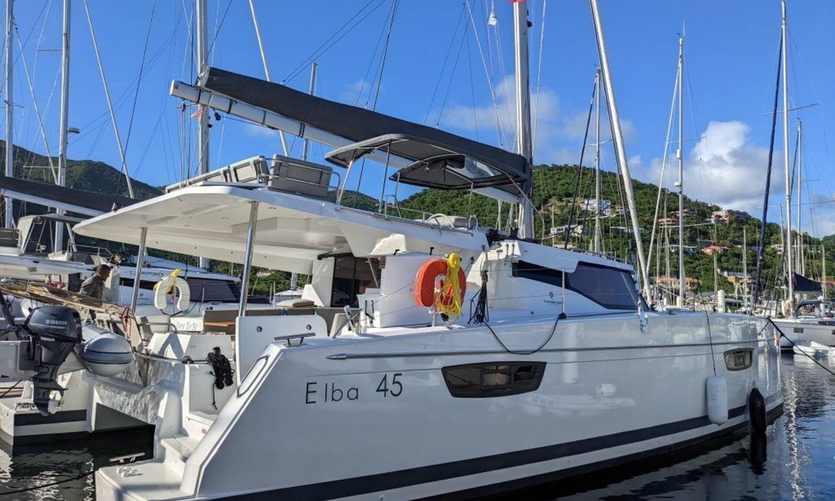 Road Town Boat Rental | Caribbean Dream: Sun-soaked Sailing Adventure from Tortola, Islas Vírgenes Británicas