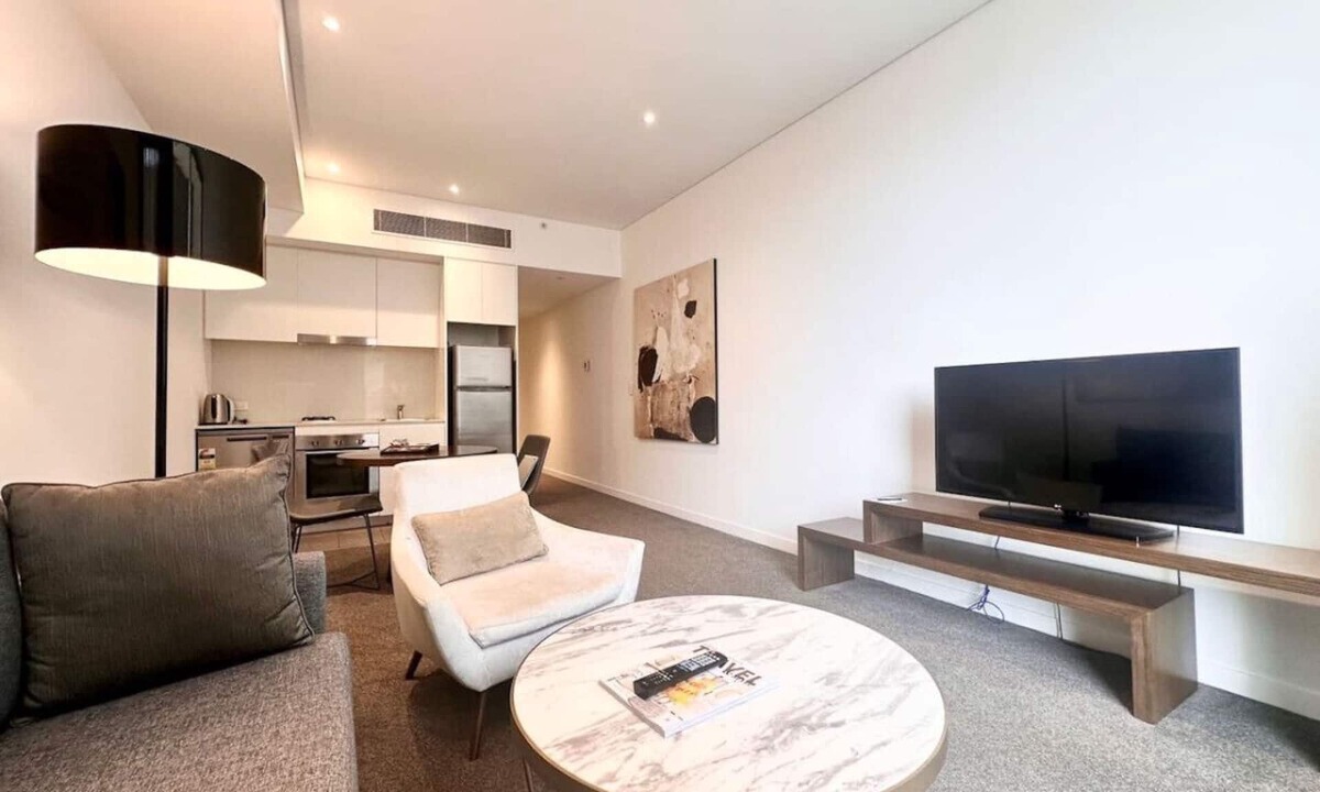 Chatswood CBD Apartment | Chatswood walk to Train Station/Shopping center