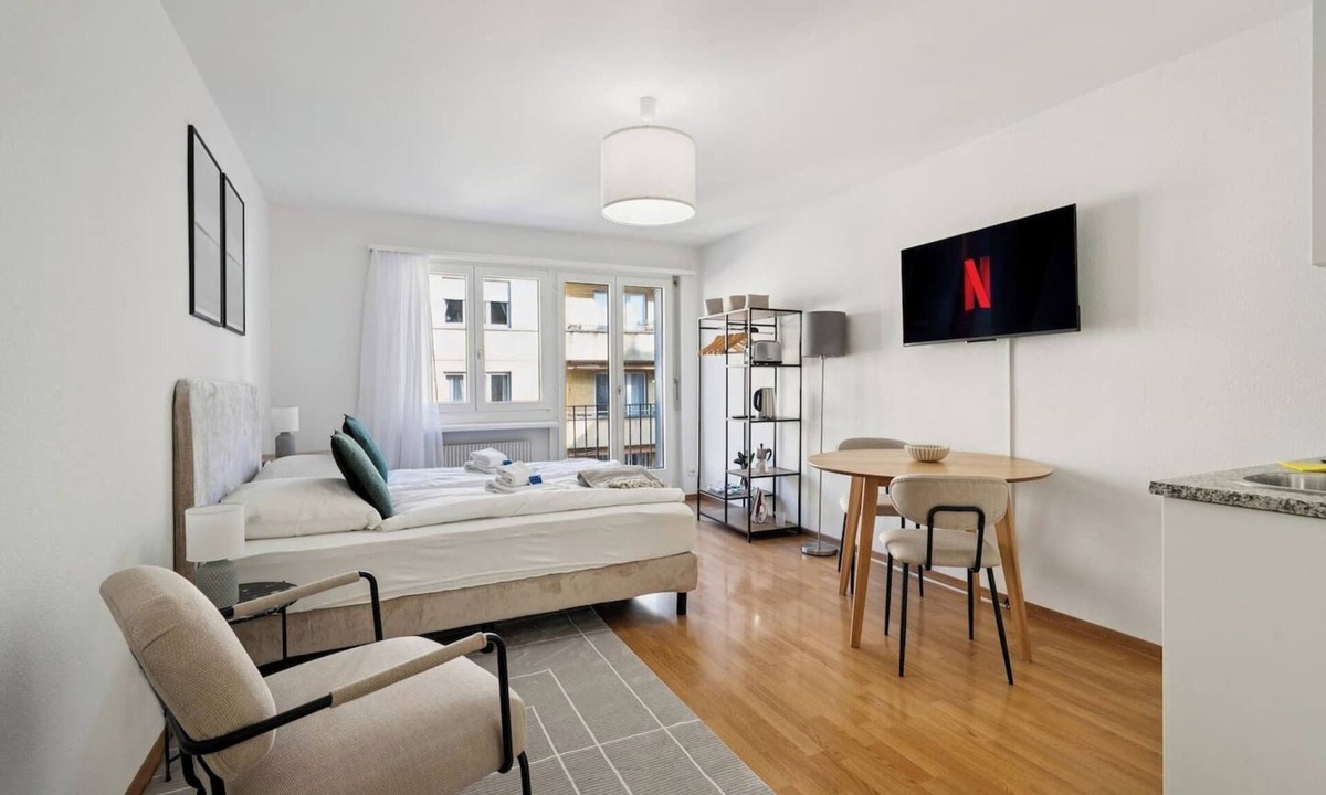 District 6 Apartment | Chic central studio | modern - Crown 27