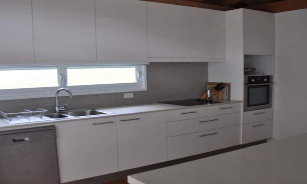Macmasters Beach House | Close to beach in Gerda Road