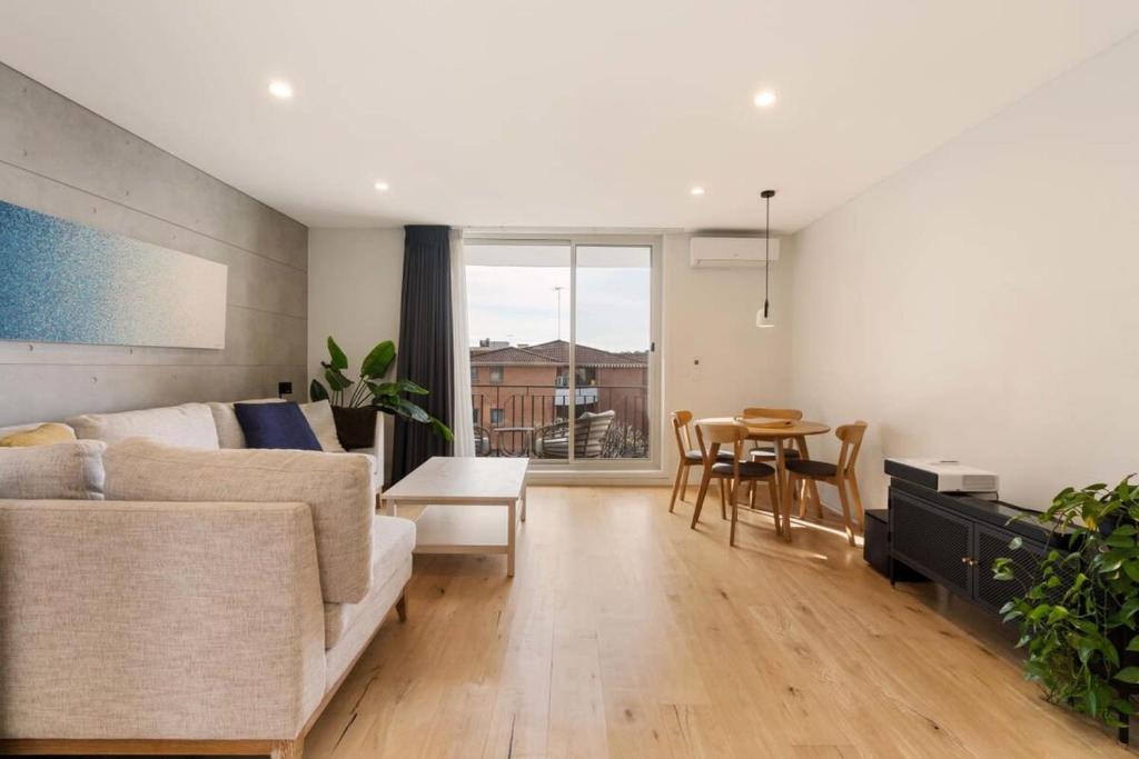 Randwick Apartment | Coogee Beach Cosy Home