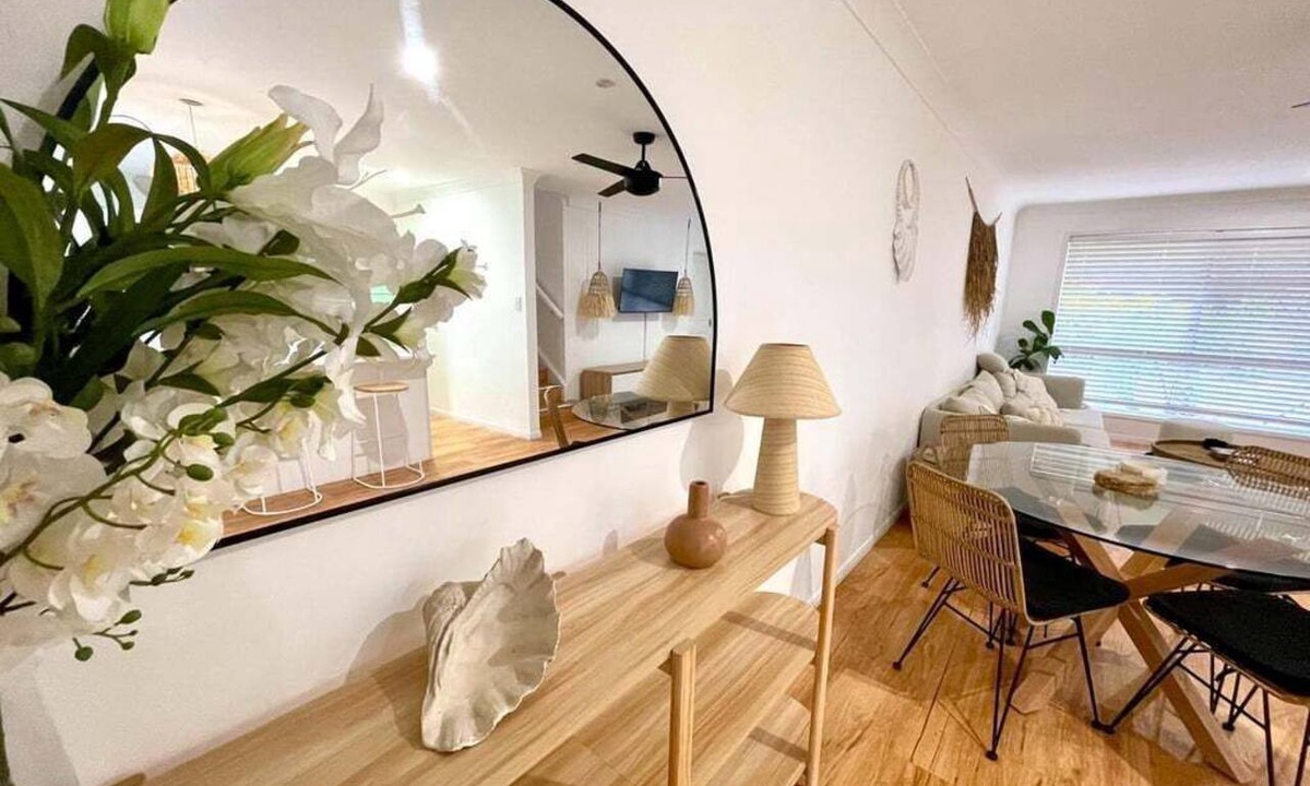 Coolangatta Apartment | Coolangatta Surf & Stay - Townhouse: Pet Friendly