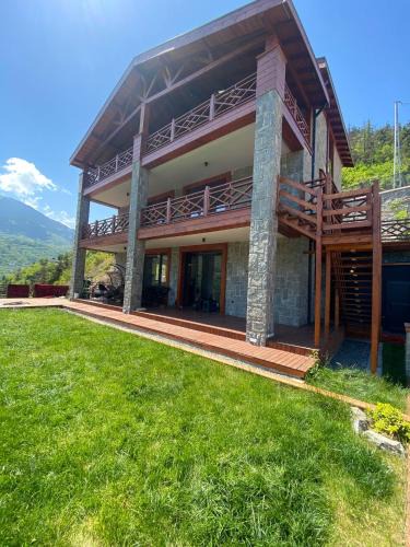 Macka Villa | Copper villa