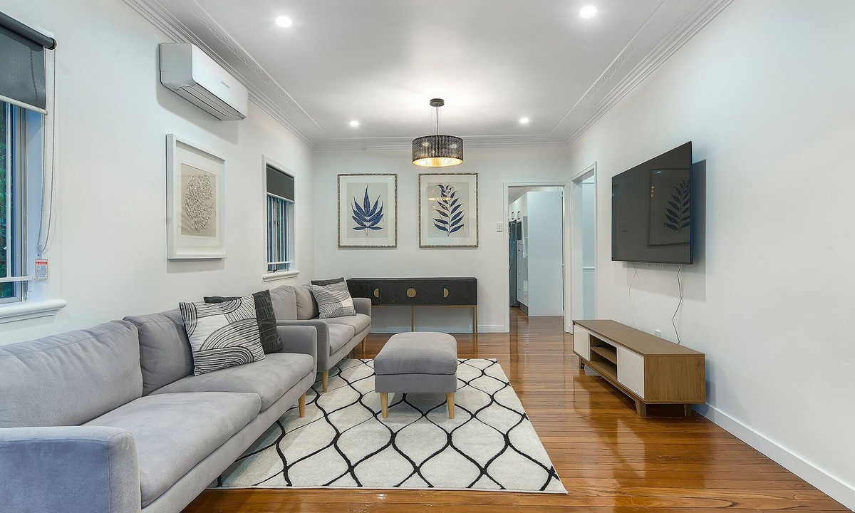 Kangaroo Point House | Cozy Home in Gabba