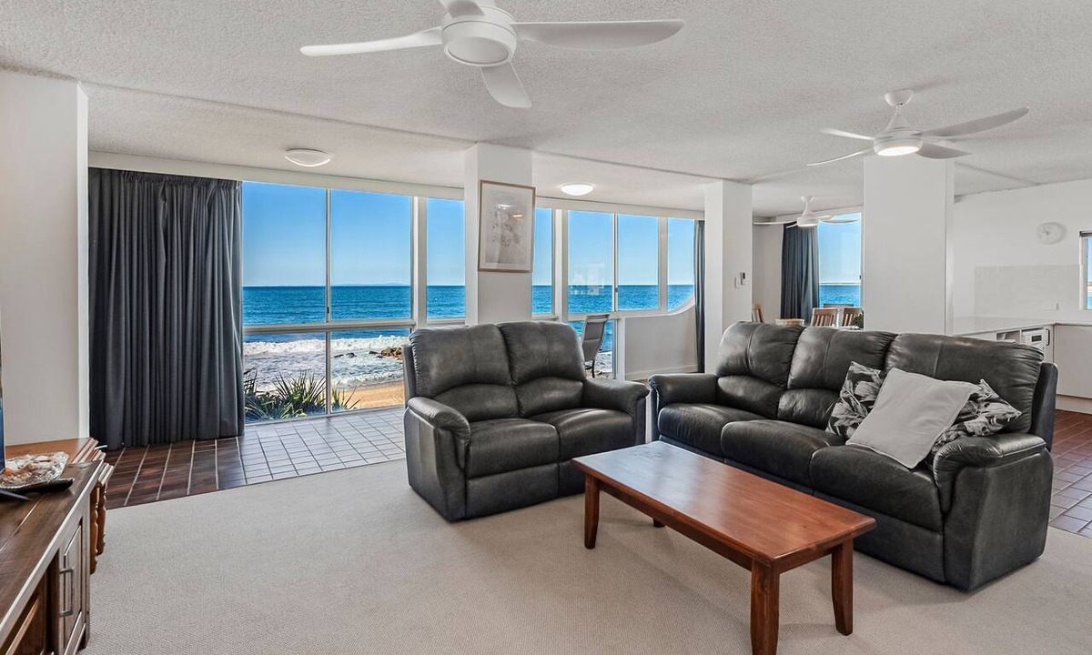 Kings Beach Apartment | Culverston Unit 14 Kings Beach QLD