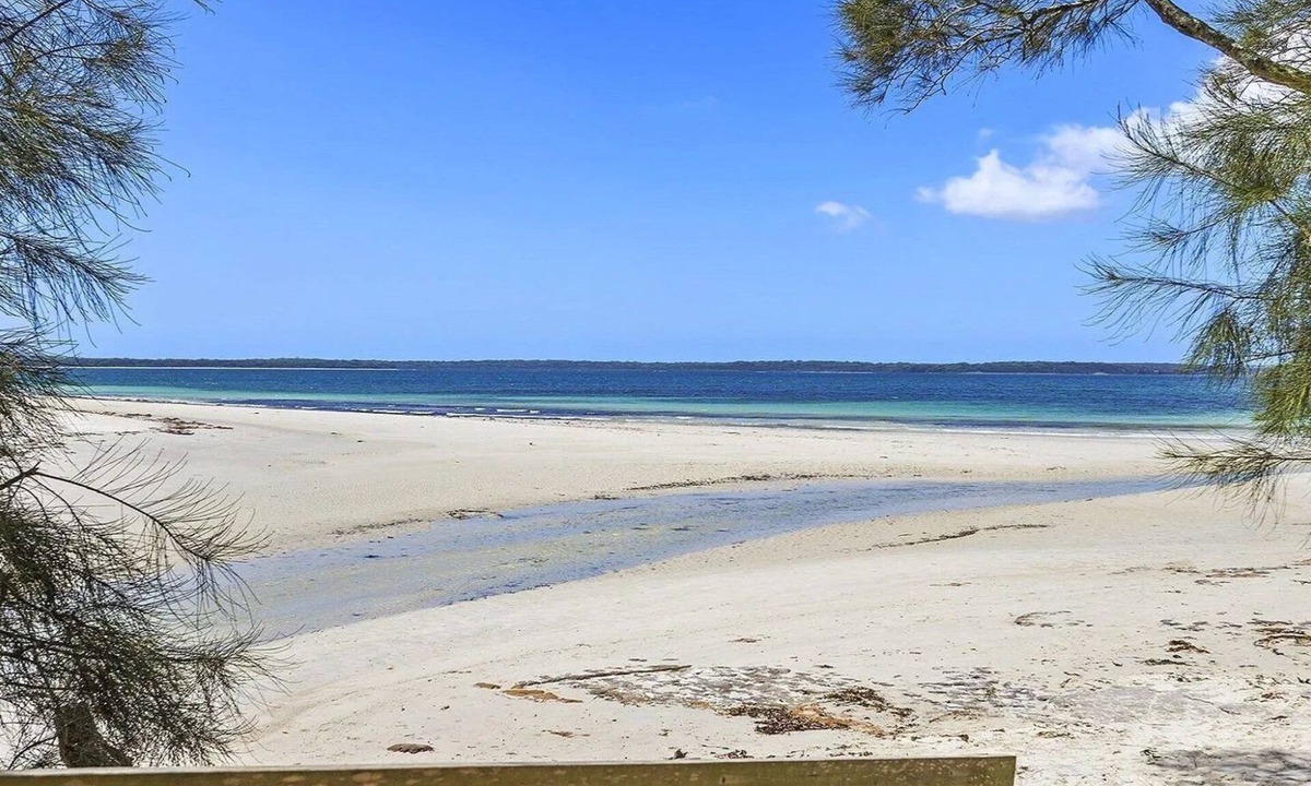 Callala Bay House | Derwent by the Sea - two minute walk to the water