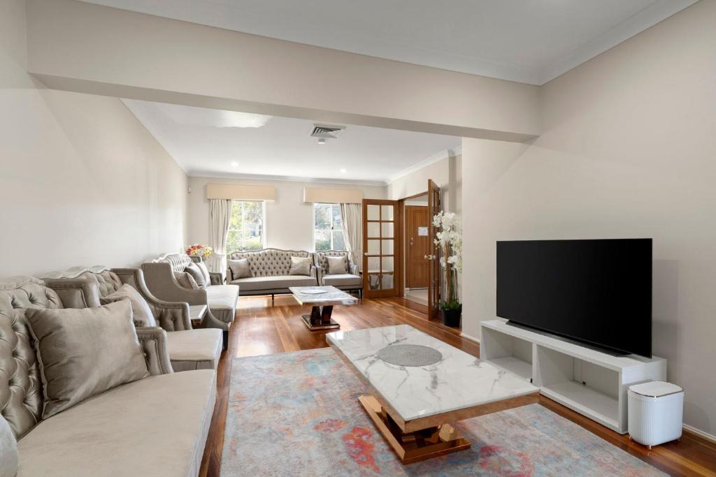 Macquarie Links House | Drumbern Pool House Macquarie Links