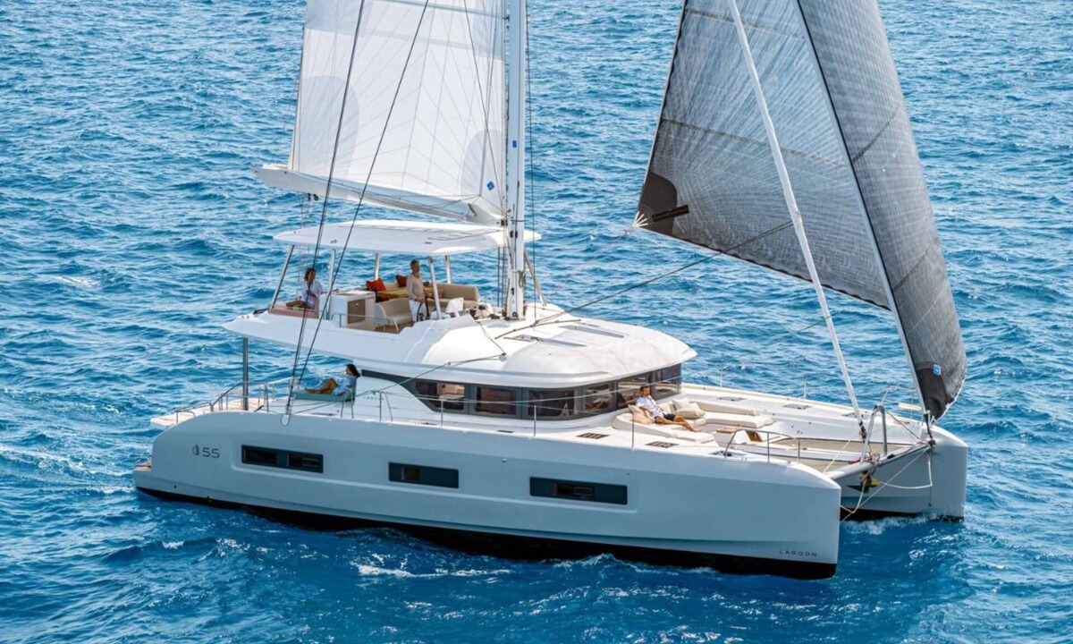 Split Boat Rental | Floating Villa: Yacht Vacation with Captain & Chef - 10 guests
