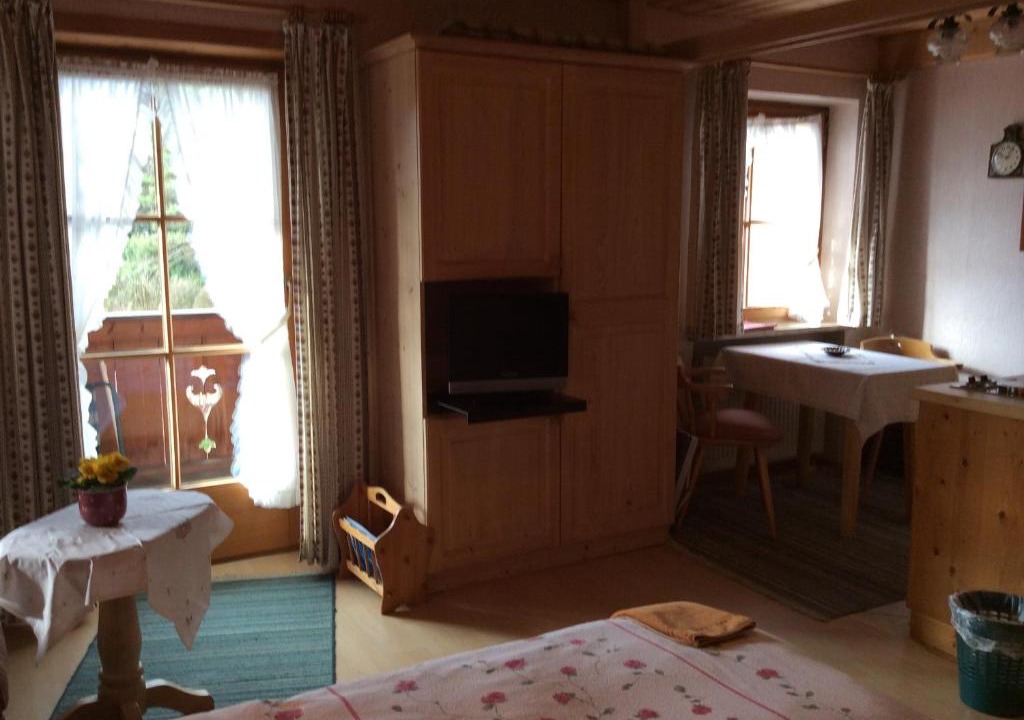 Ettenhausen Apartment | Gästehaus Hächer