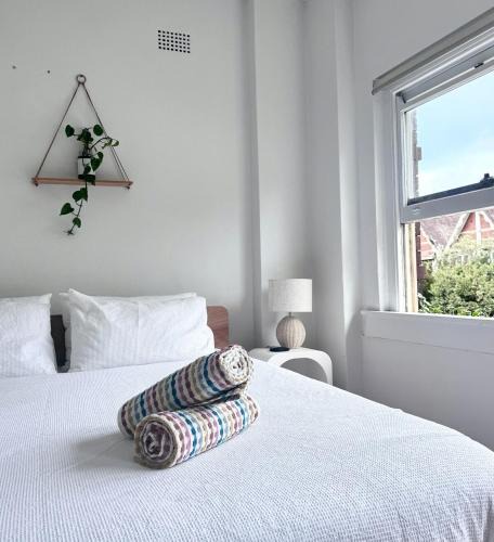 Bondi Apartment | GUEST FAVOURITE - Art-Deco Heritage Apartment in the Heart of Bondi
