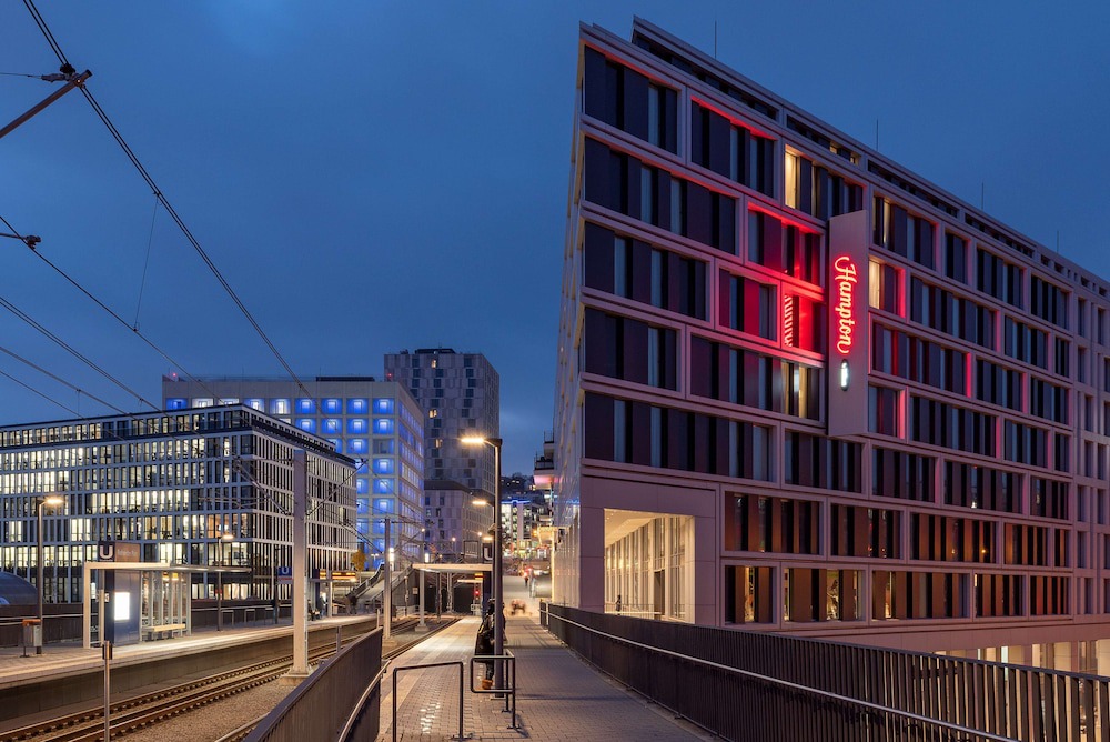 Europaviertel Hotel | Hampton by Hilton Stuttgart City Centre