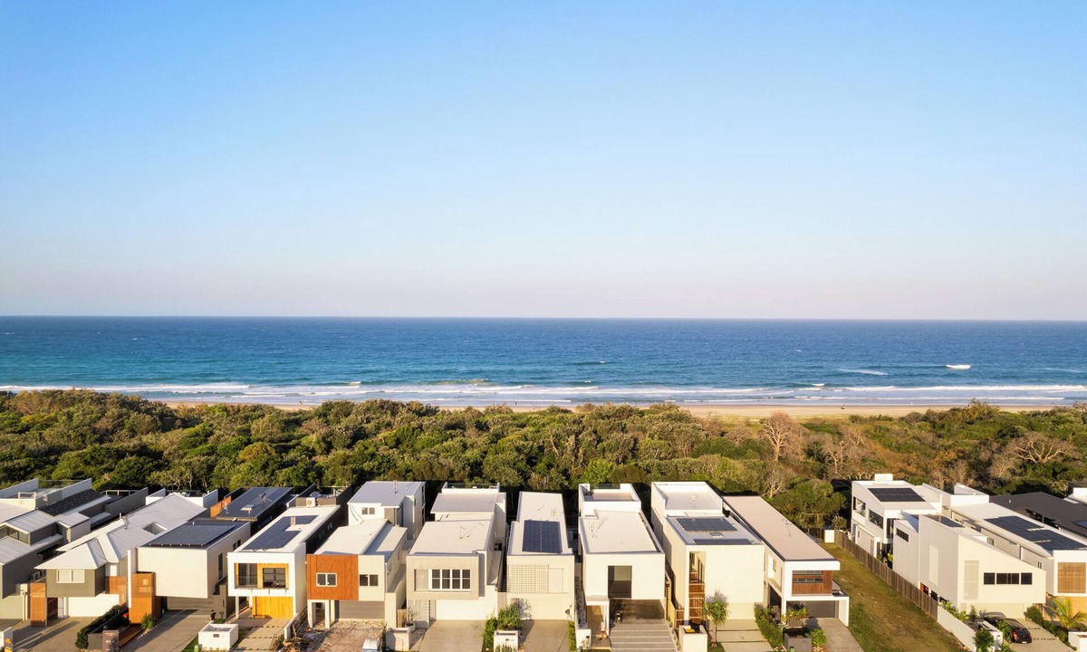 Marcoola House | Heated Pool Oceanfront Luxe Family Oasis 4Br Pets