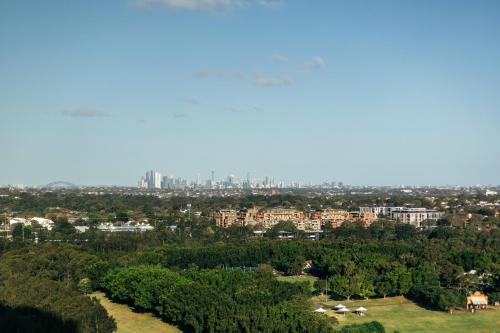 Sydney Olympic Park Apartment | Horizon King-bed Lux Apt Free Parking