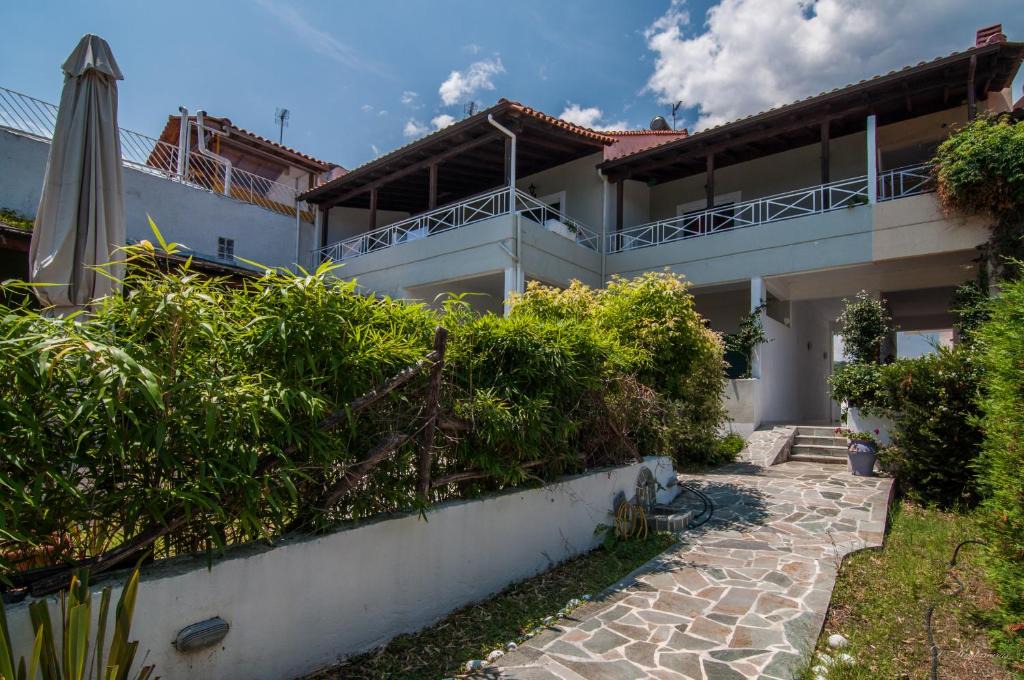Velika House | Isalos