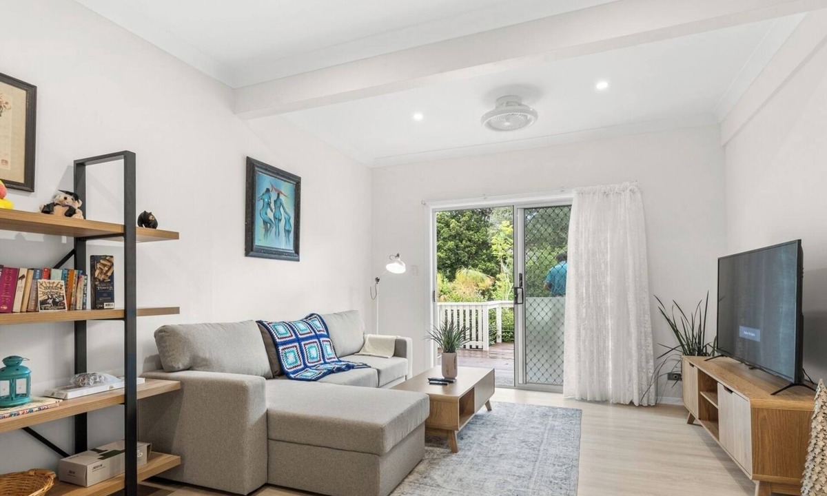 Erina House | KozyGuru | Erina | Sunny Coastal Escape + Parking