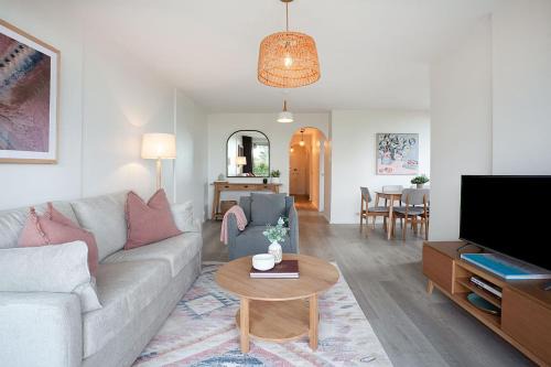 Bondi Apartment | Light & Bright at Bondi IH