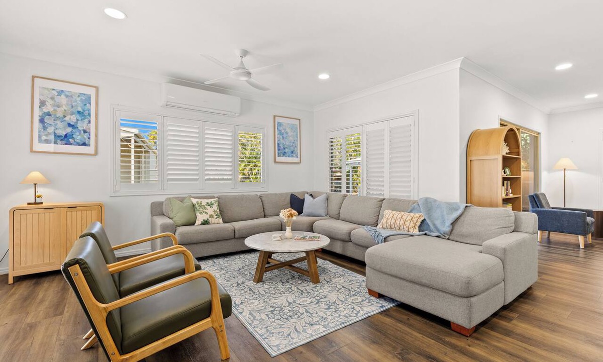 Kawungan House | Luxury 5BR Hampton Home with Pool | Perfect for Families & Groups