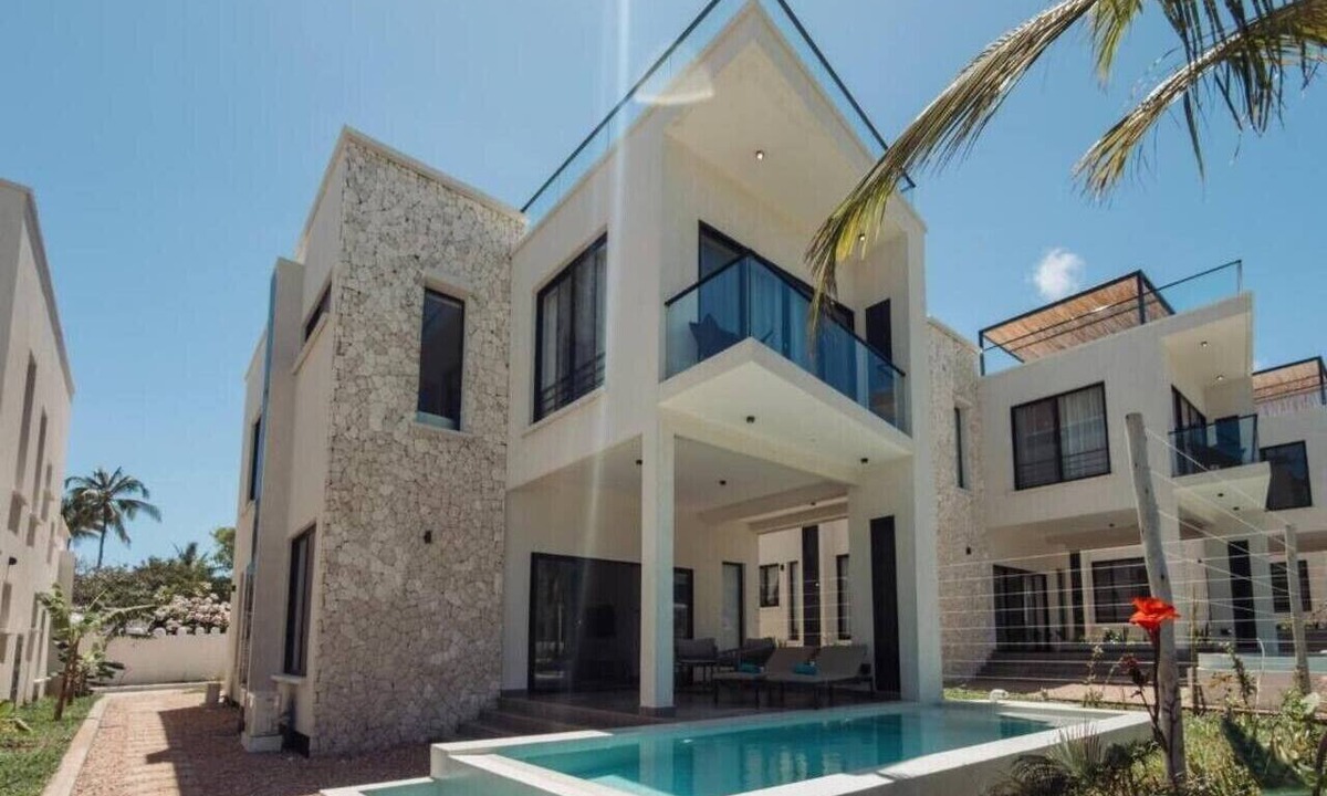Mkunguni House | Luxury Villa in a 5 Star resort