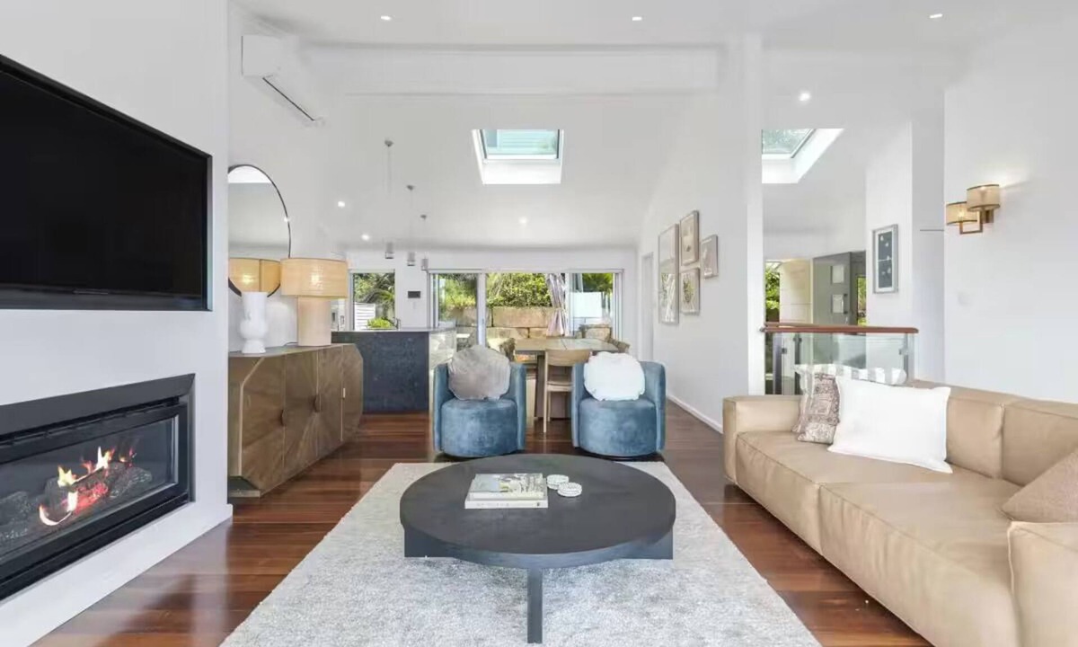 Killcare Heights House | Luxury Villas Kalani at Killcare (Walk to the beach)