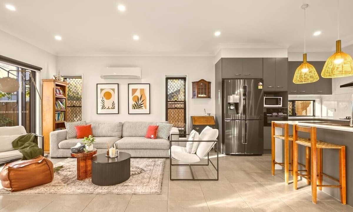 Upper Mount Gravatt House | Magazine-Worthy Home | Stylish Brisbane Escape