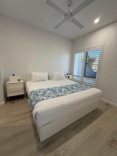 Birtinya House | Modern Holiday Home Prime Birtinya Location Near Hospitals and Beaches