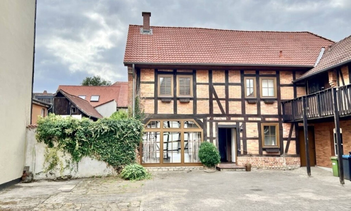 Vorsfelde House | Modernized half-timbered house for 12 guests