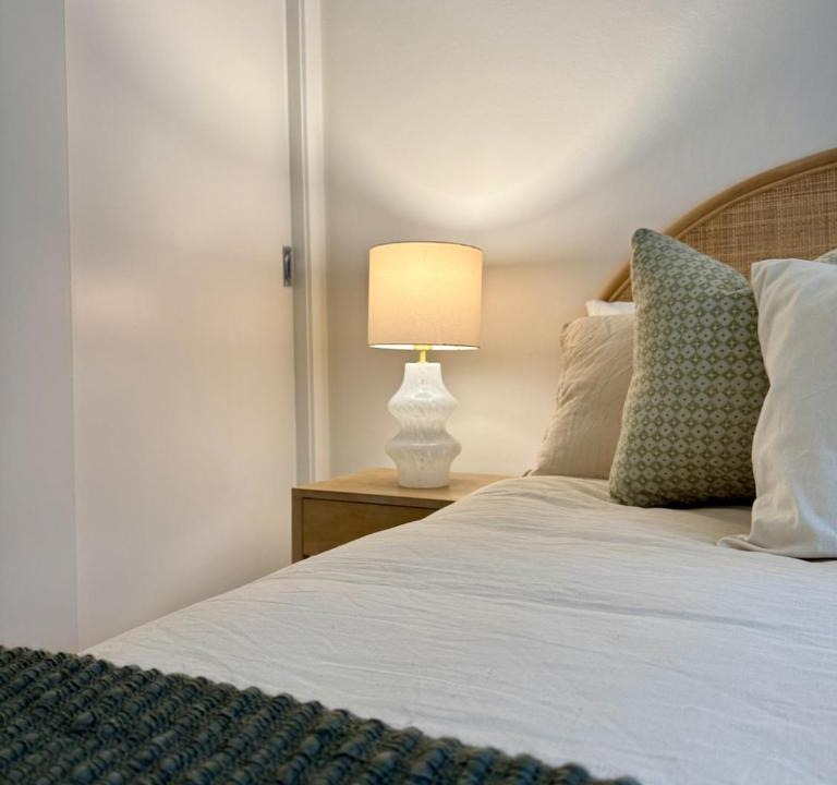 Coolangatta Apartment | New 2BR Coolangatta Apt 4-Mins Beach Sleeps 6
