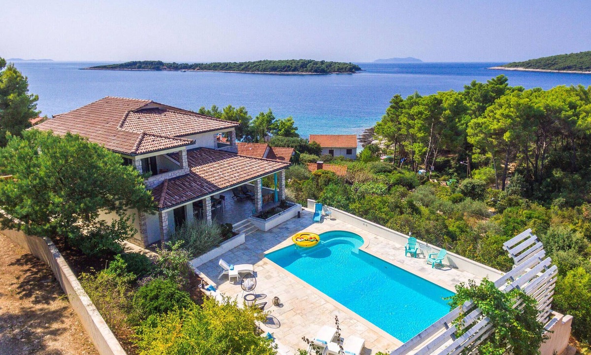 Potirna House | Nice home in Blato with sauna