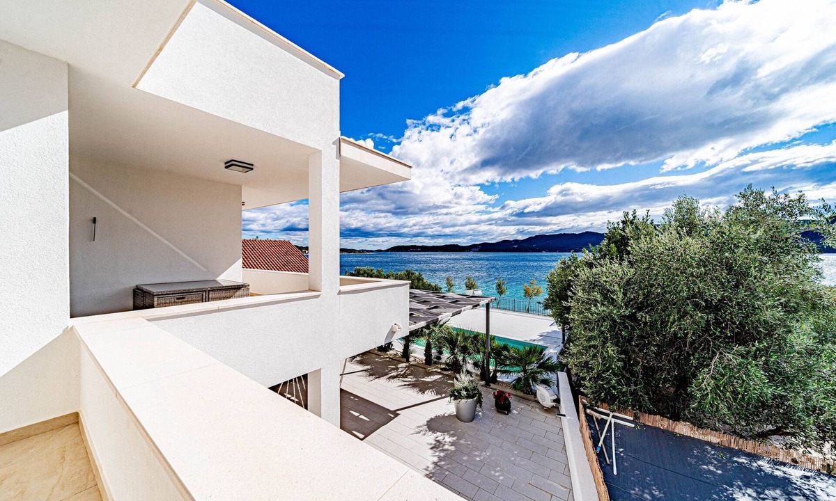 Viganj Apartment | One bedroom apartment near beach Viganj, Pelješac (A-24663-b)