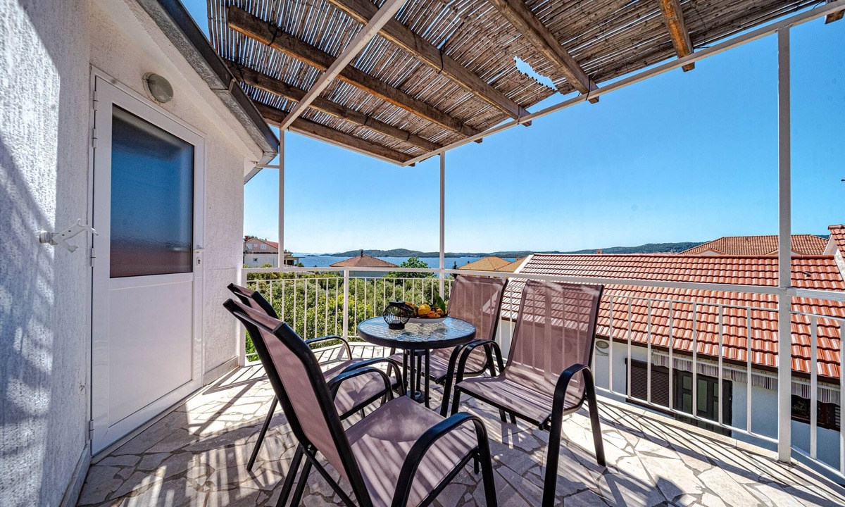 Kuciste Apartment | One bedroom apartment with terrace and sea view Kučište - Perna, Pelješac (A-4629-c)