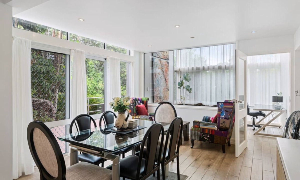 Daisy Hill House | Peaceful Woodland | 3BR Retreat with Garden Views